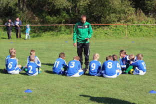 Rookie爆冷击败日本队，战术调整引爆全场！